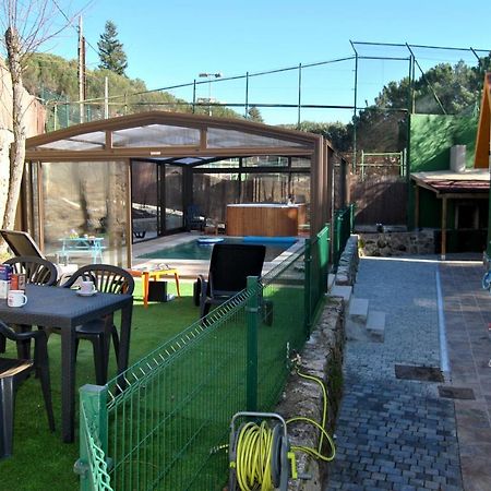 Complejo Casas Rurales Mansiones Y Villas Deluxe Collado Mediano Exterior foto