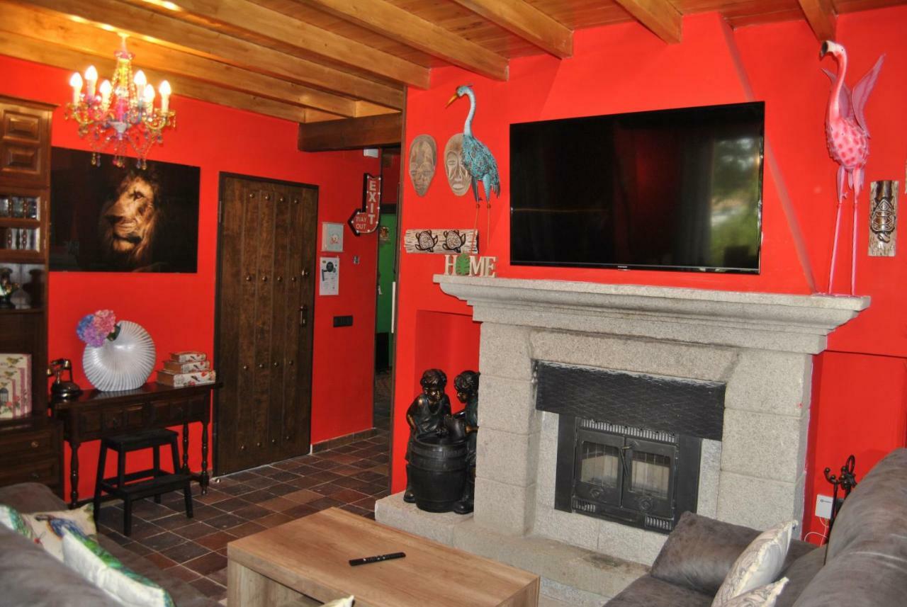 Complejo Casas Rurales Mansiones Y Villas Deluxe Collado Mediano Exterior foto